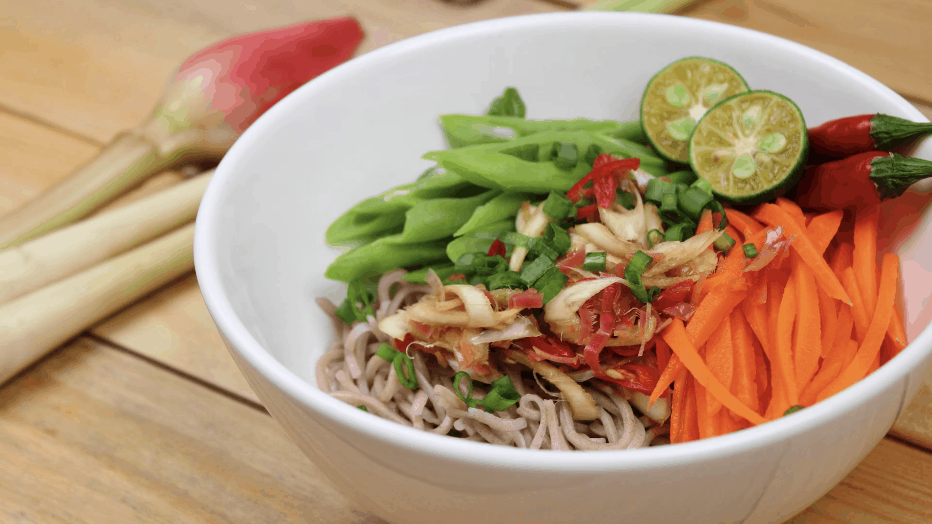 kerabu, red rice, noodle